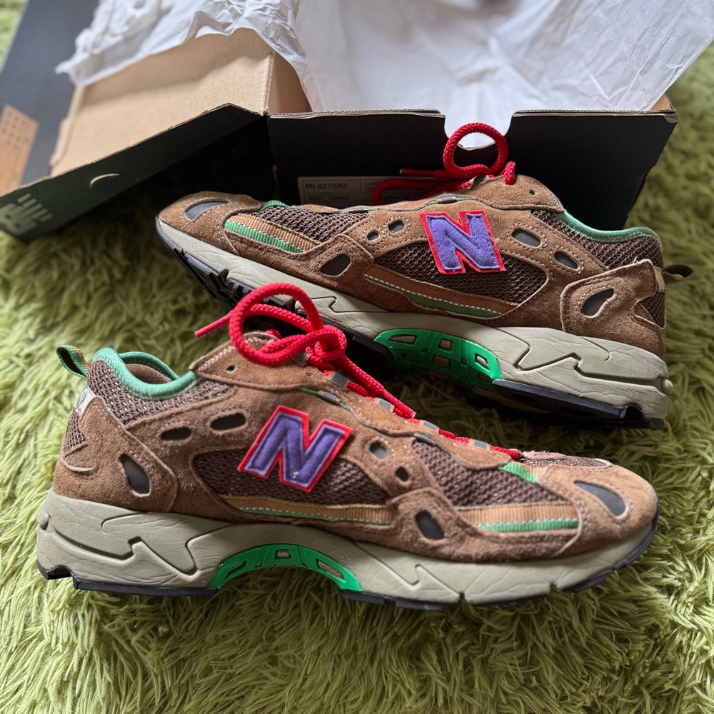 New Balance Stray Rats x 827 'Sewer Stompers'